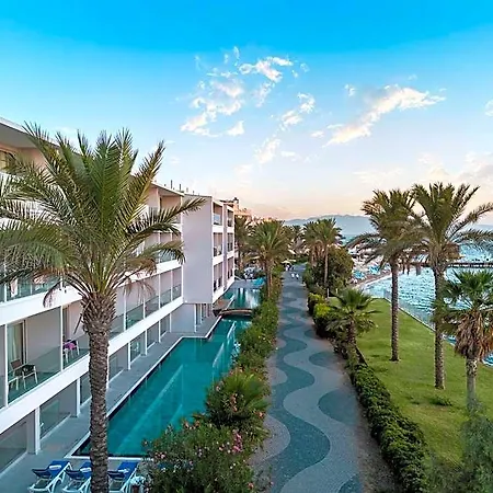 Отель Arin Bodrum Тургутрейс